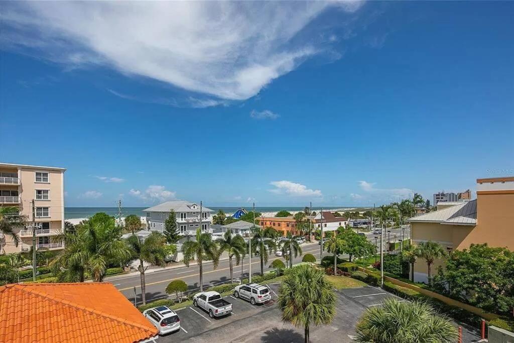 Treasure Island Beach Retreat St. Pete Beach Exterior photo